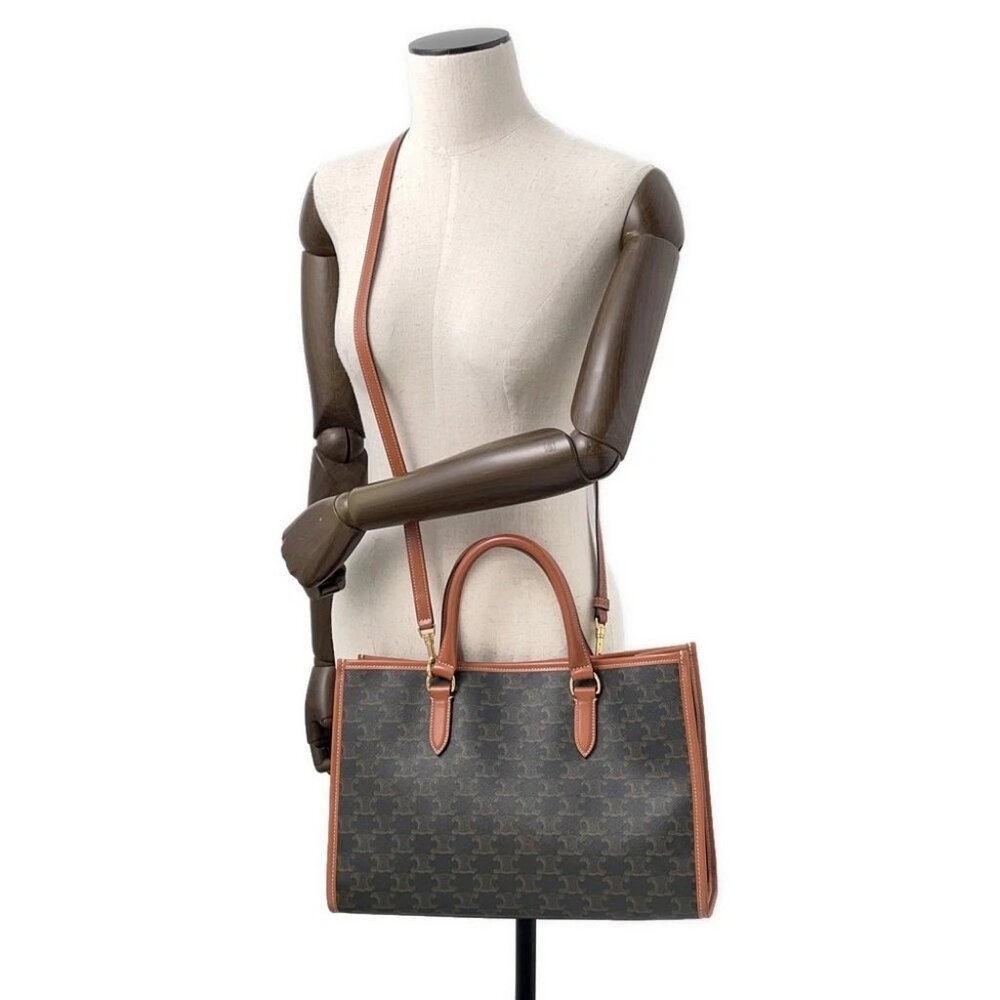 Celine Triomphe Horizontal Cabas Pvc/Leather - image 5